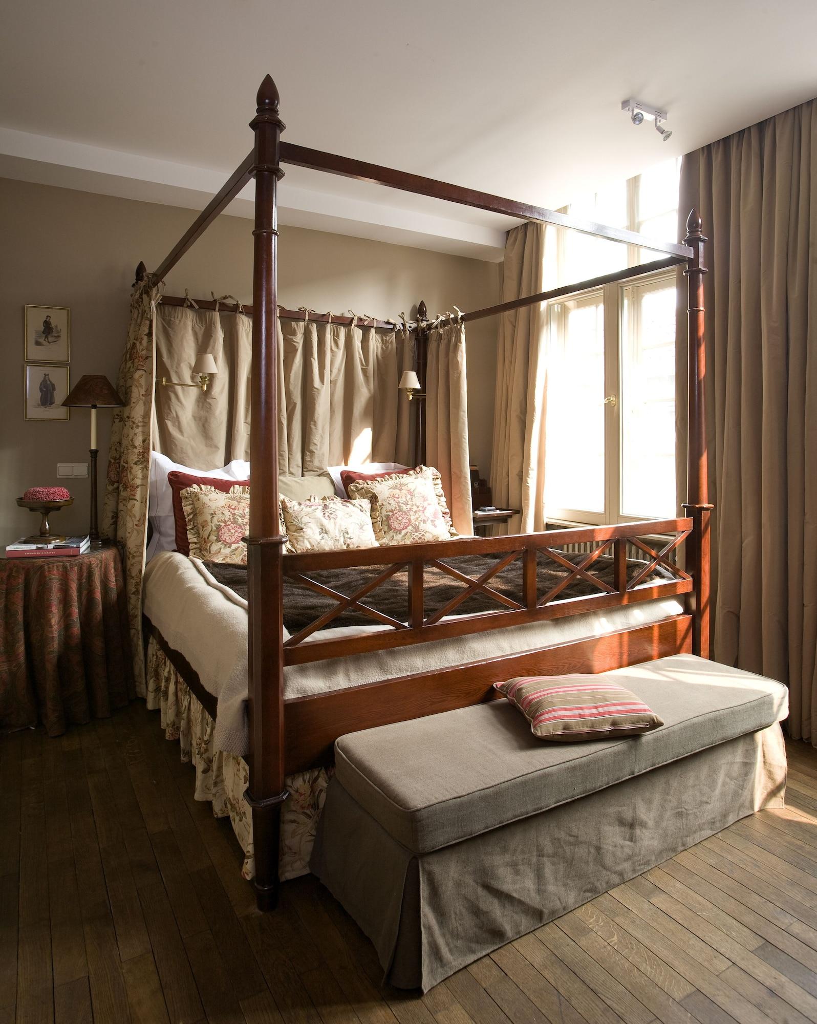 Exclusive Bonifacius 4* Bruges