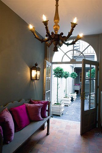 Exclusive Bonifacius Bed & Breakfast
