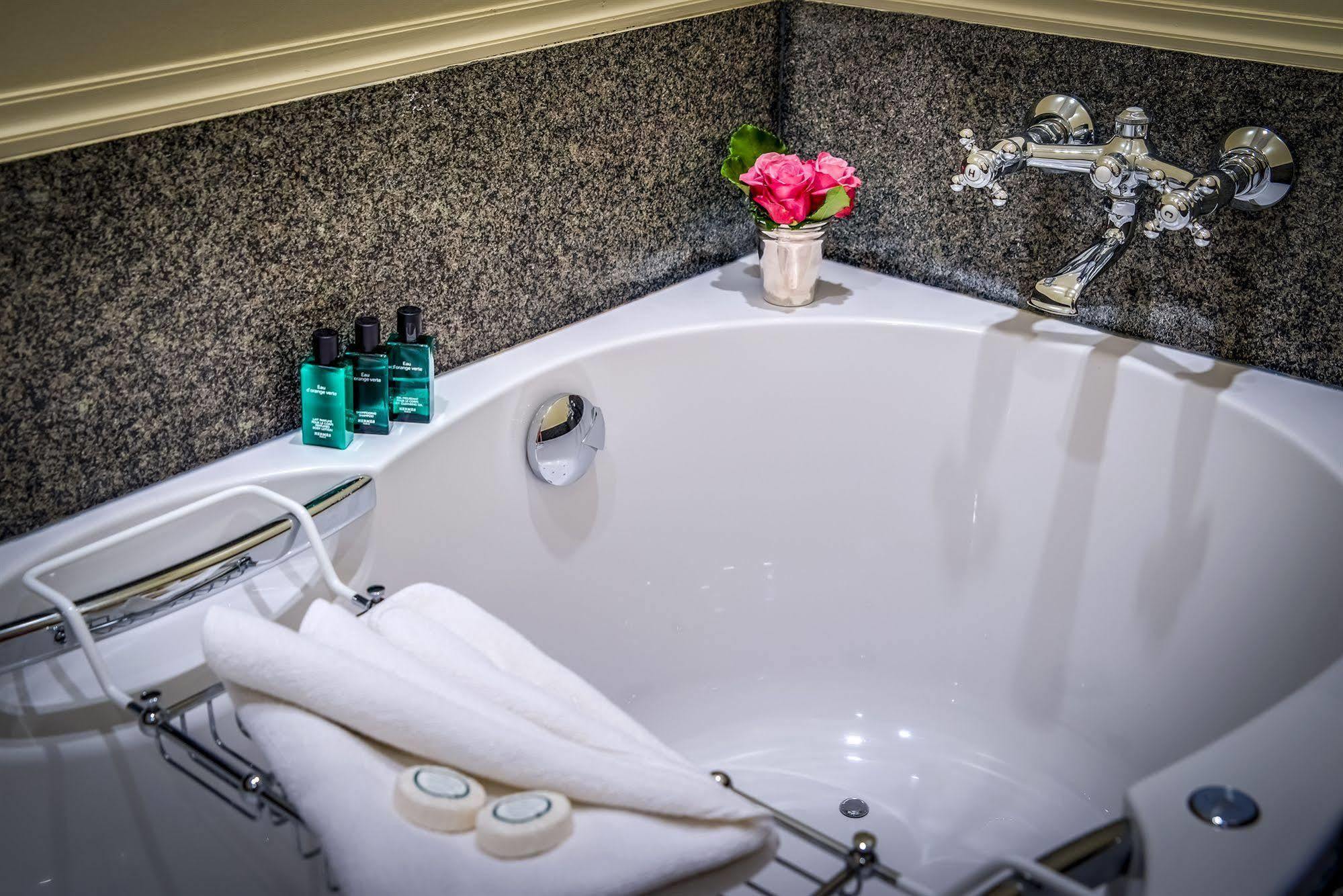 Exclusive Bonifacius Bed & Breakfast 4*
